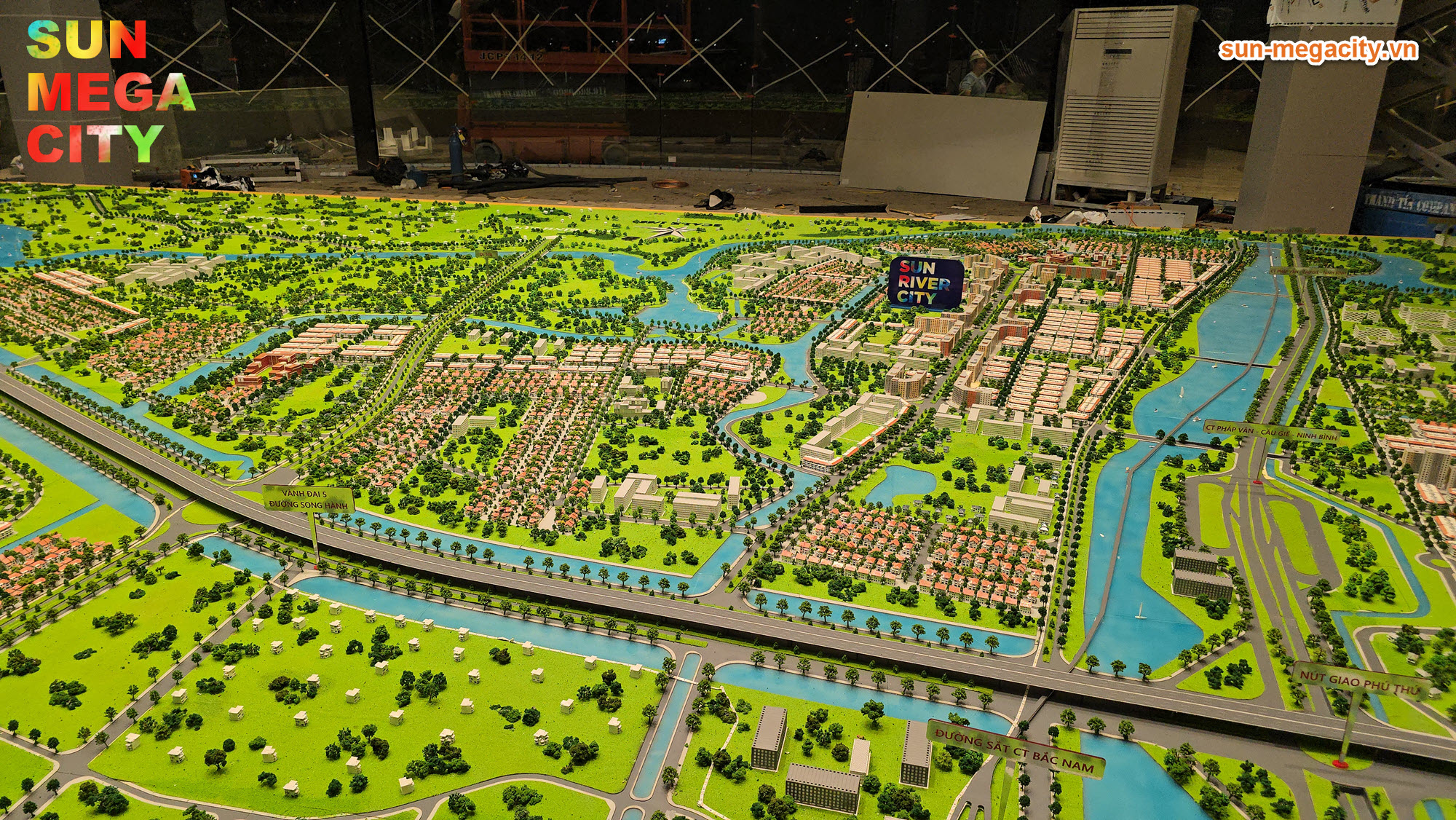 Sun River City được kết nối bởi Đường Vành Đai 5 Hà Nội - Nút Giao Phú Thứ và Cao Tốc Pháp Vân - Cầu Giẽ - Ninh Bình