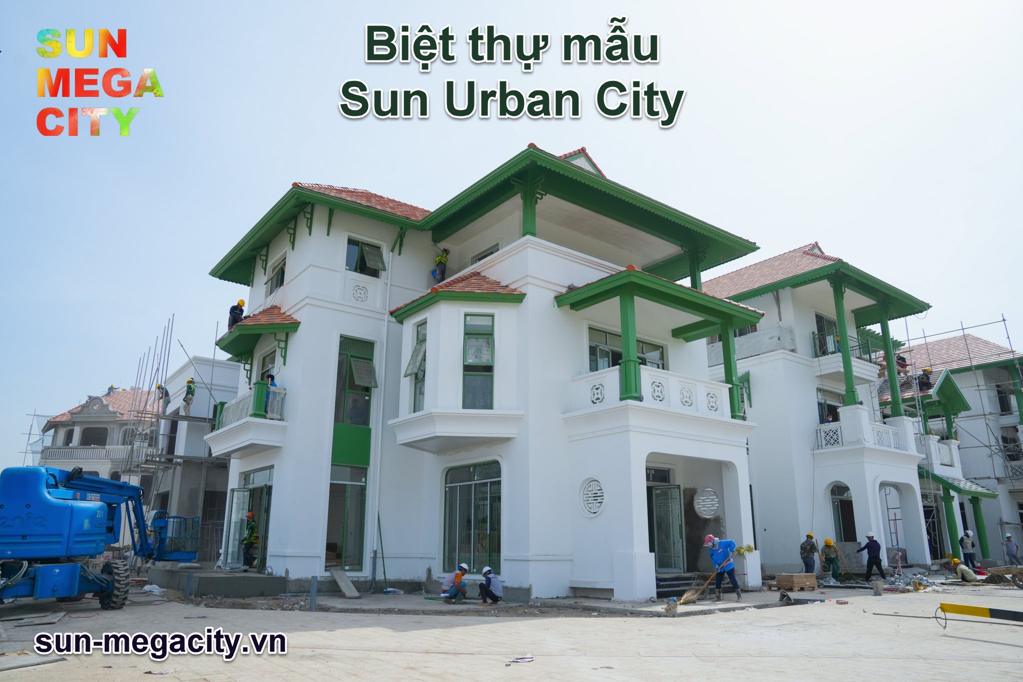 Dãy villa & townhouse liền kề Trục đại lộ Lễ hội đã hoàn thiện lên tới 90% mặt ngoài